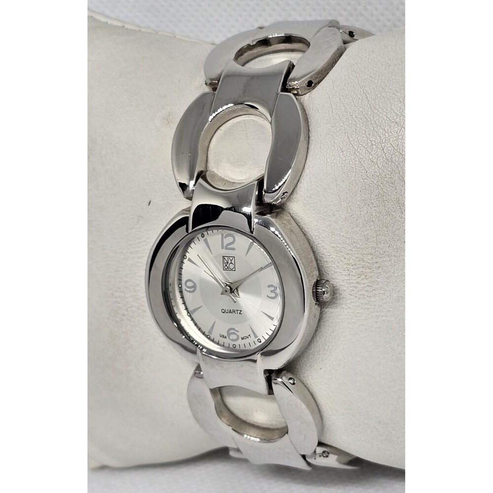 Women's NY&C Elegant Round Silver Tone Dial Case Link Bracelet Band Watch 13 - Picture 2 of 9